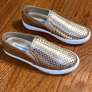 NWOT Steve Madden rose gold Elouise shoes